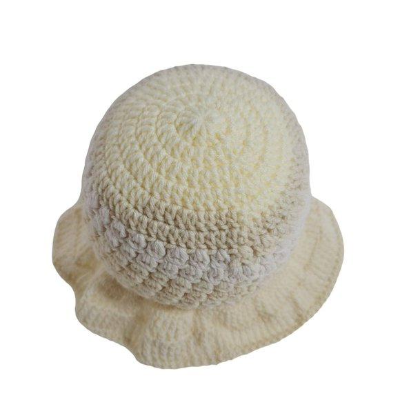 Bucket Hat handknit shades of white ivory sun hat - Picture 5 of 8
